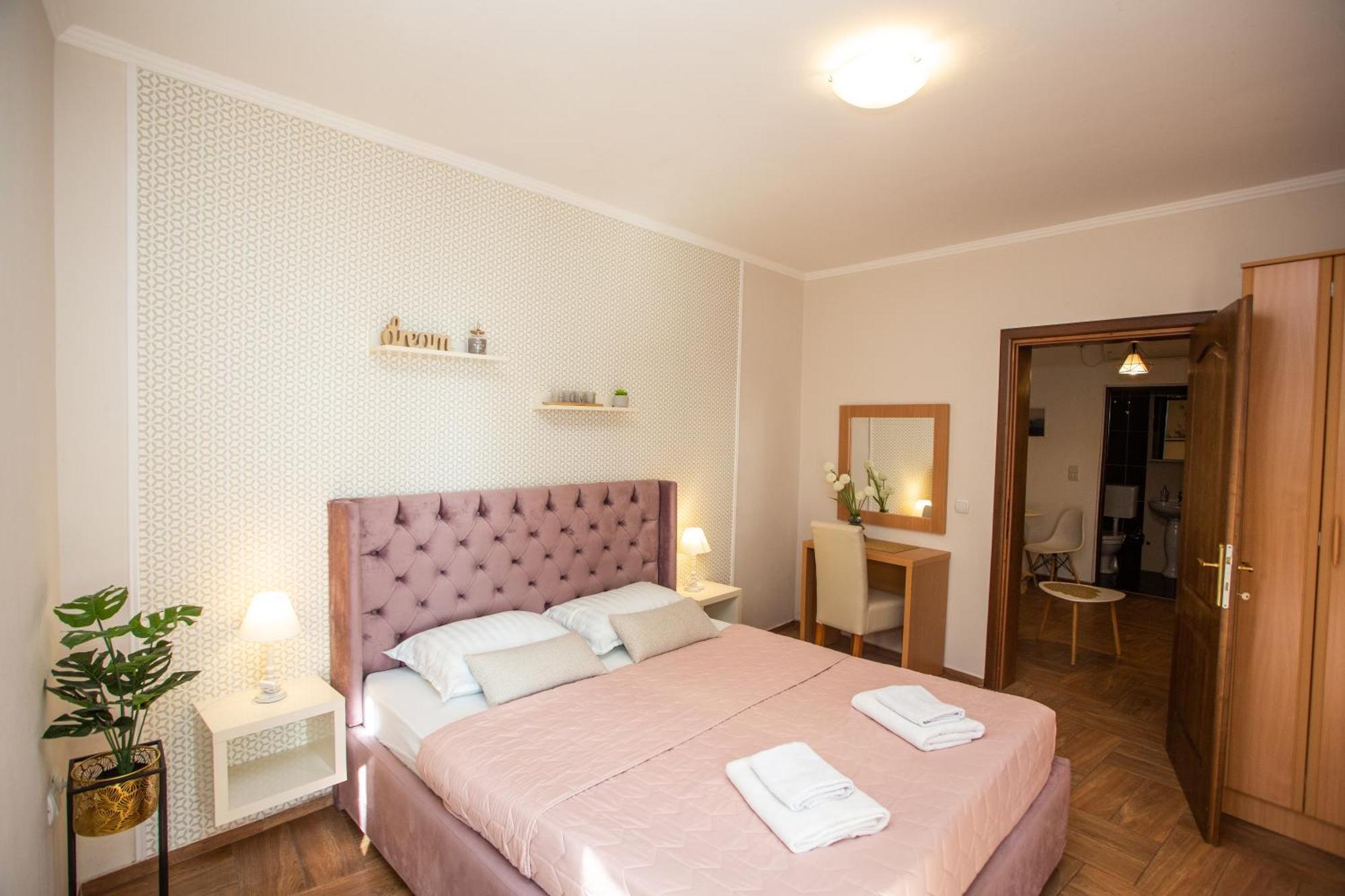 Apartments Bogojevic Ulcinj Ngoại thất bức ảnh